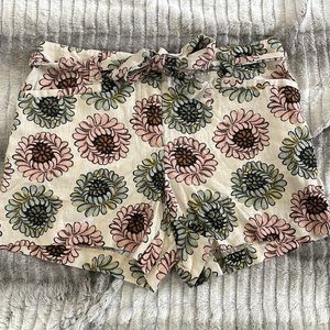 Loft outlet floral print shorts size 4